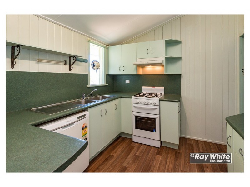 98 Princess Street, Berserker QLD 4701