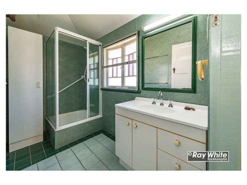 98 Princess Street, Berserker QLD 4701