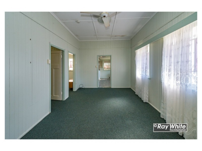 98 Princess Street, Berserker QLD 4701