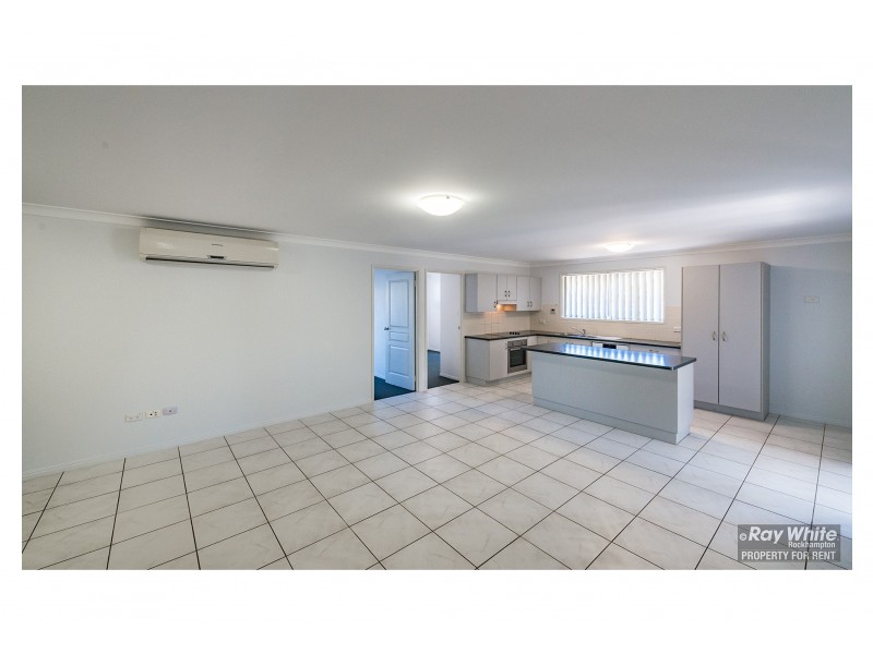 8 Riley Drive, Gracemere QLD 4702