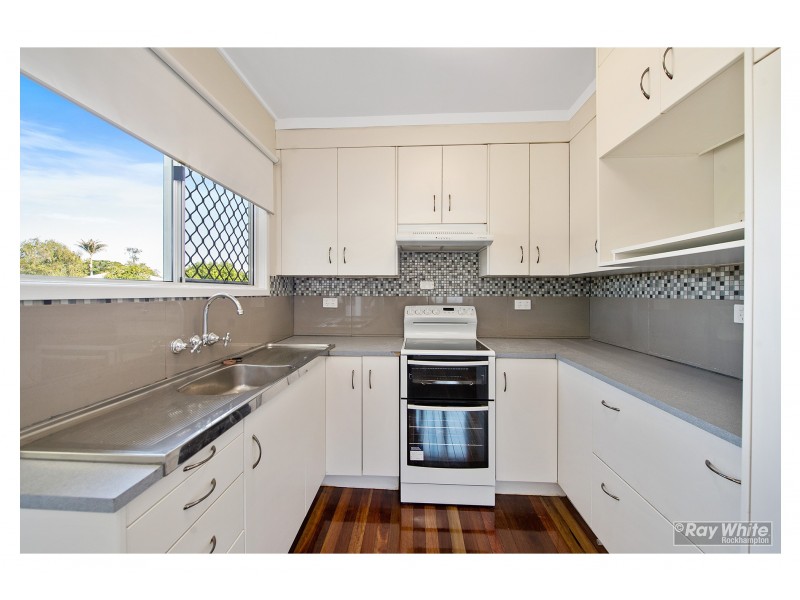 94 Dean Street, Berserker QLD 4701