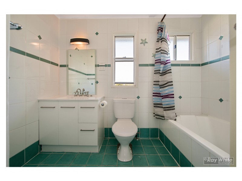 94 Dean Street, Berserker QLD 4701