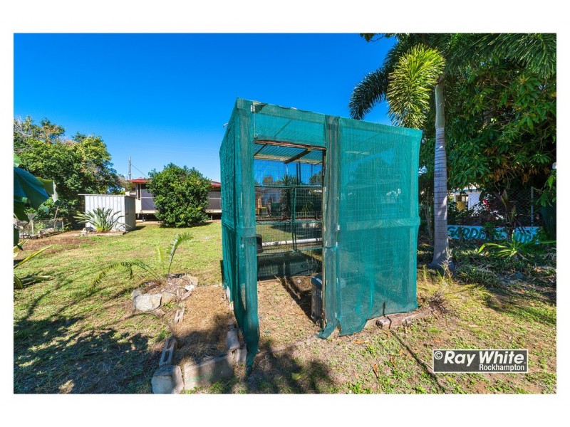 106 Park Street, Park Avenue QLD 4701