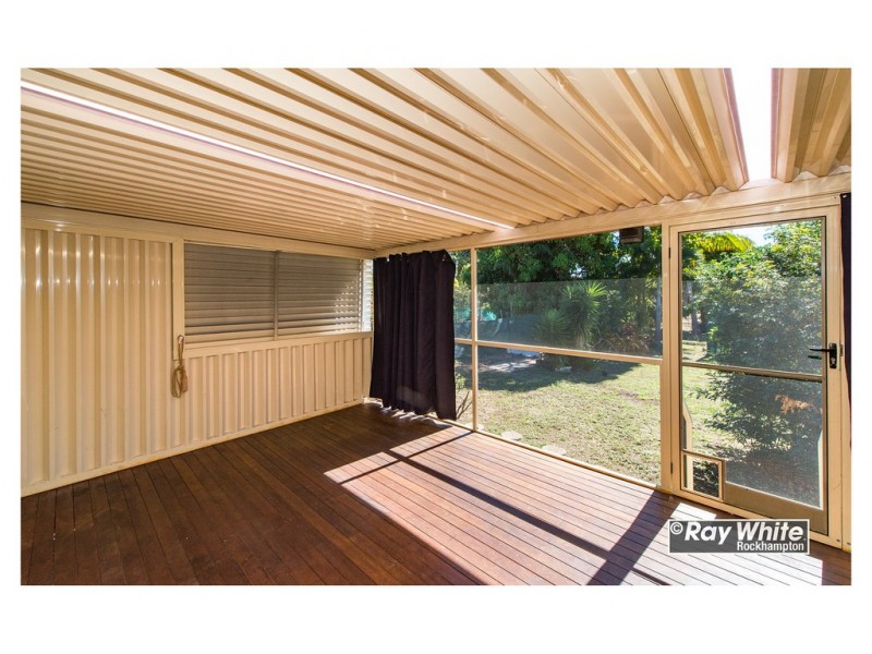 106 Park Street, Park Avenue QLD 4701