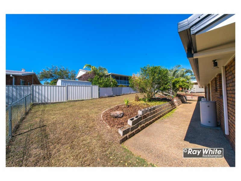 42 Pillich Street, Kawana QLD 4701