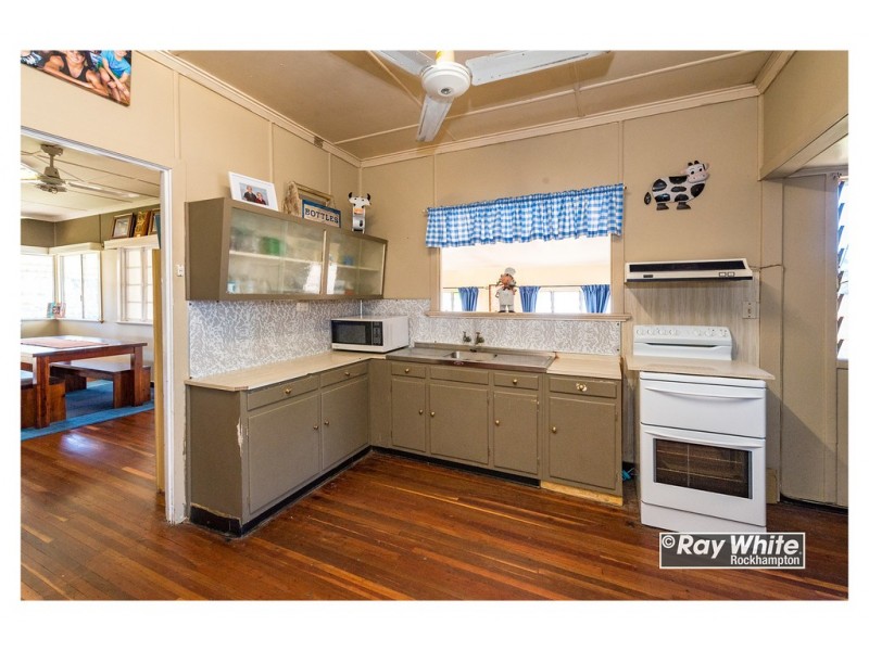 80 South Yaamba Road, Alton Downs QLD 4702