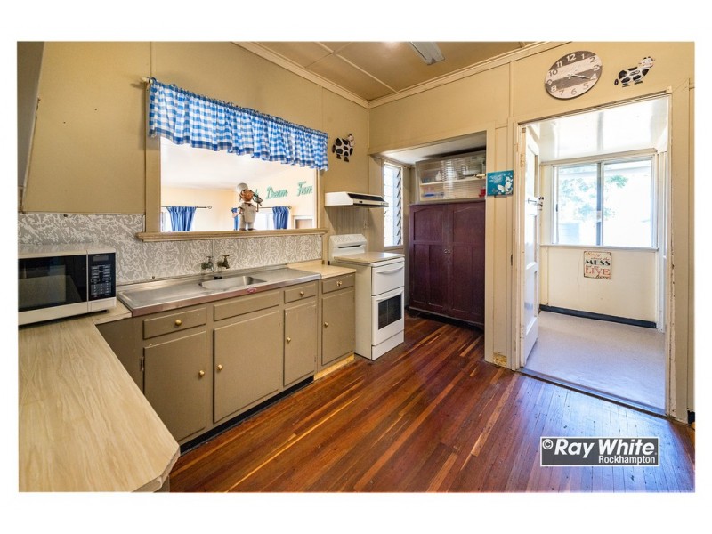 80 South Yaamba Road, Alton Downs QLD 4702