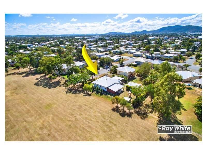 6 Bean Street, Park Avenue QLD 4701
