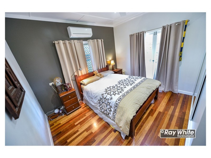 6 Bean Street, Park Avenue QLD 4701