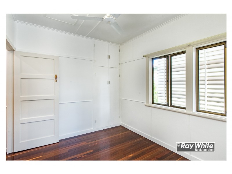 95 Livingstone Street, Berserker QLD 4701