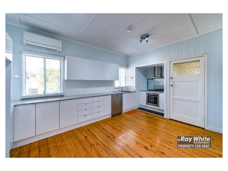 28 Cowap Street, Park Avenue QLD 4701