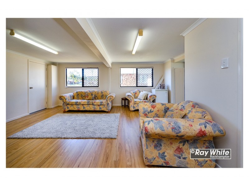 62 Medcraf Street, Park Avenue QLD 4701