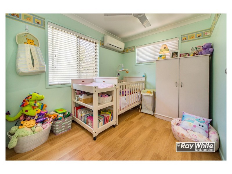 62 Medcraf Street, Park Avenue QLD 4701