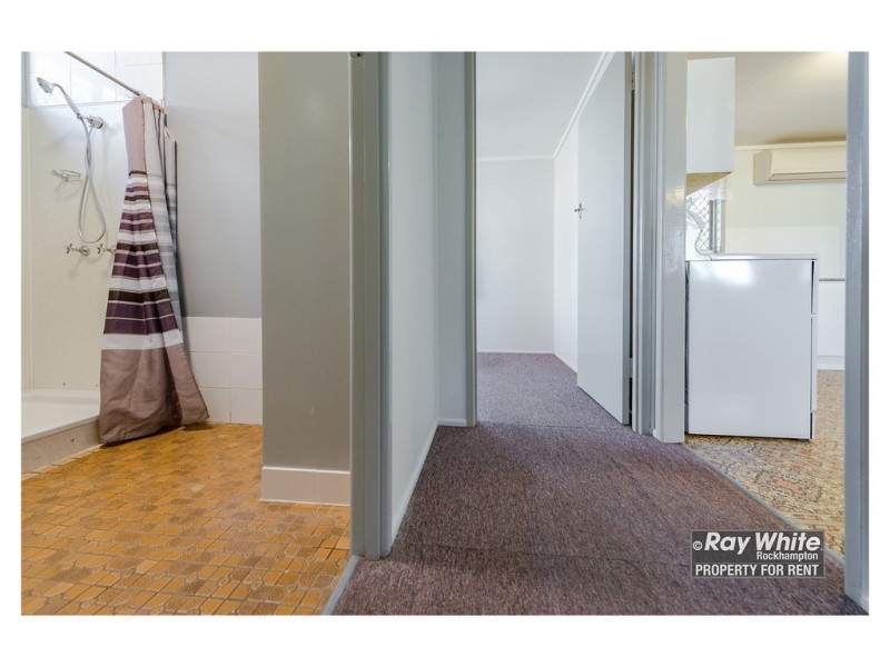 2/14 Locke Street, Kawana QLD 4701