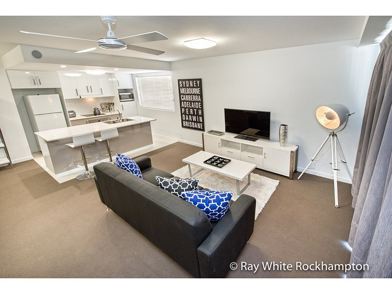 601/2-4 Victoria Parade, Rockhampton City QLD 4700