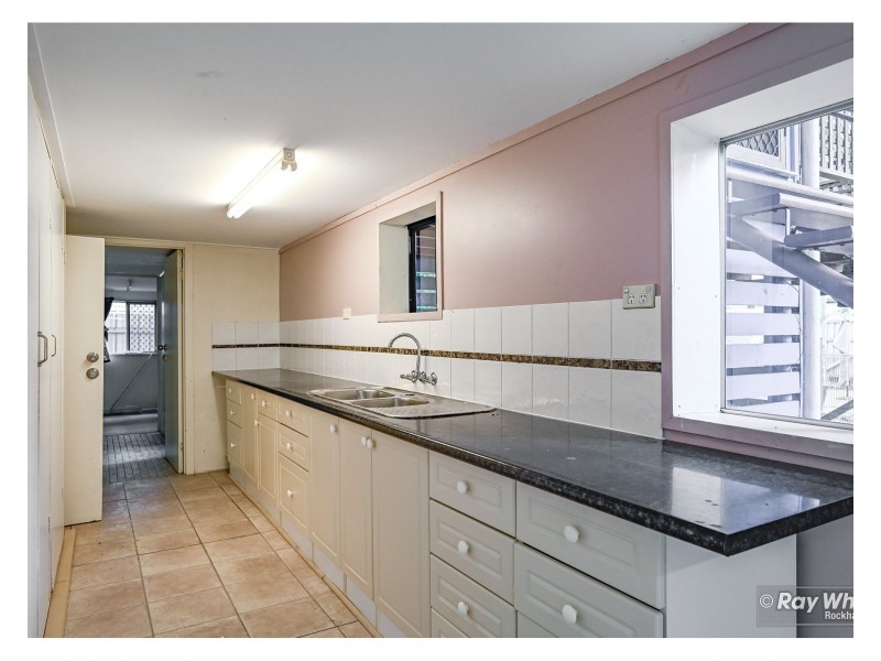 359 Duthie Avenue, Frenchville QLD 4701