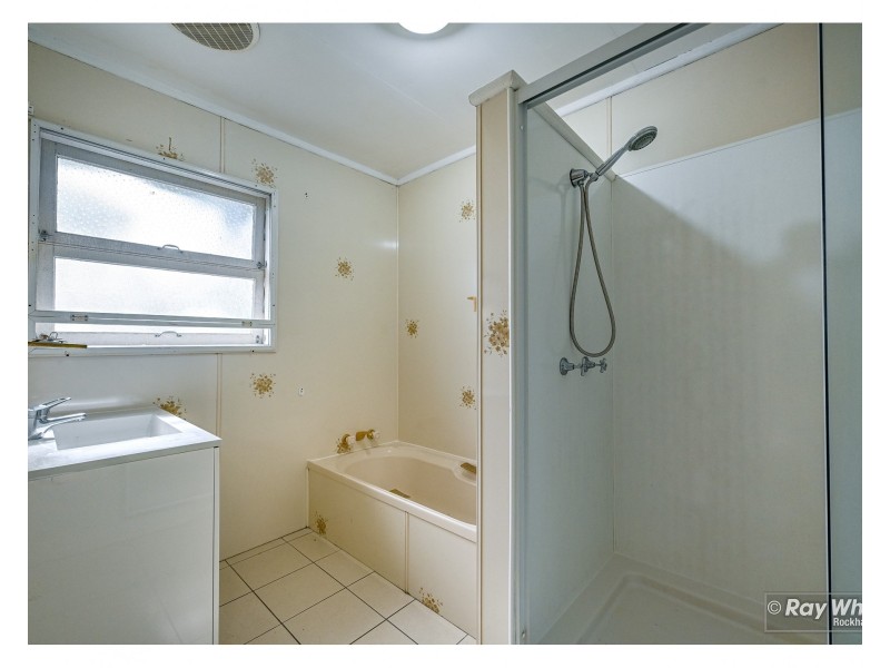 359 Duthie Avenue, Frenchville QLD 4701