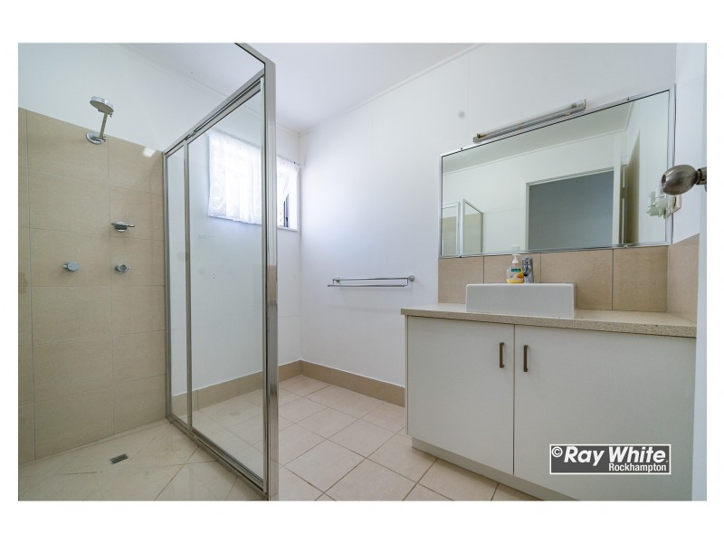 7 Brake Avenue, Frenchville QLD 4701