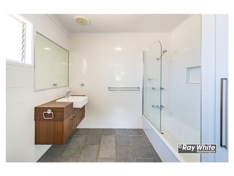 7 Brake Avenue, Frenchville QLD 4701