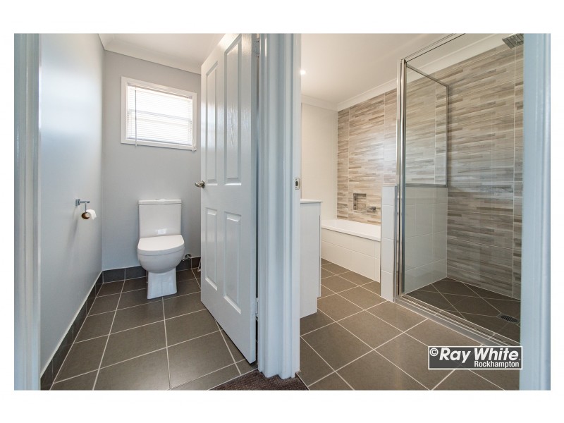 138 Menzies Street, Park Avenue QLD 4701