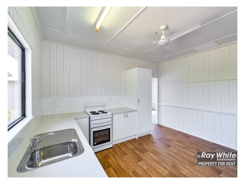 30 Hogan Street, Park Avenue QLD 4701