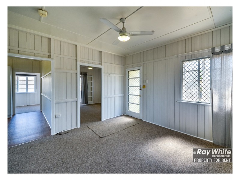 30 Hogan Street, Park Avenue QLD 4701