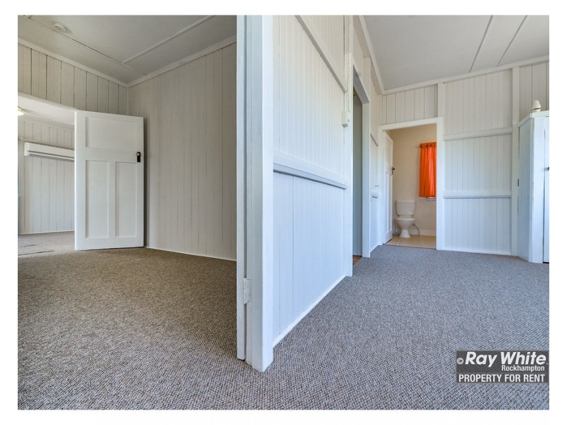 30 Hogan Street, Park Avenue QLD 4701