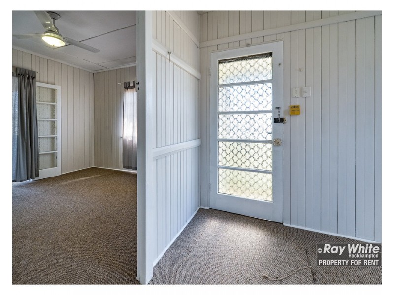30 Hogan Street, Park Avenue QLD 4701