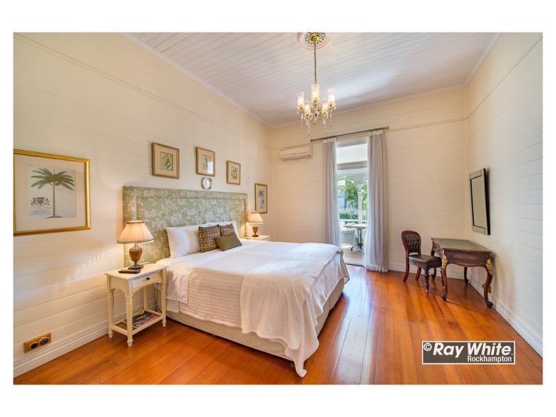 165 Caroline Street, The Range QLD 4700