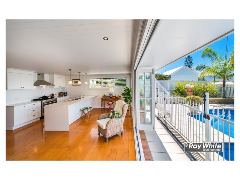 165 Caroline Street, The Range QLD 4700