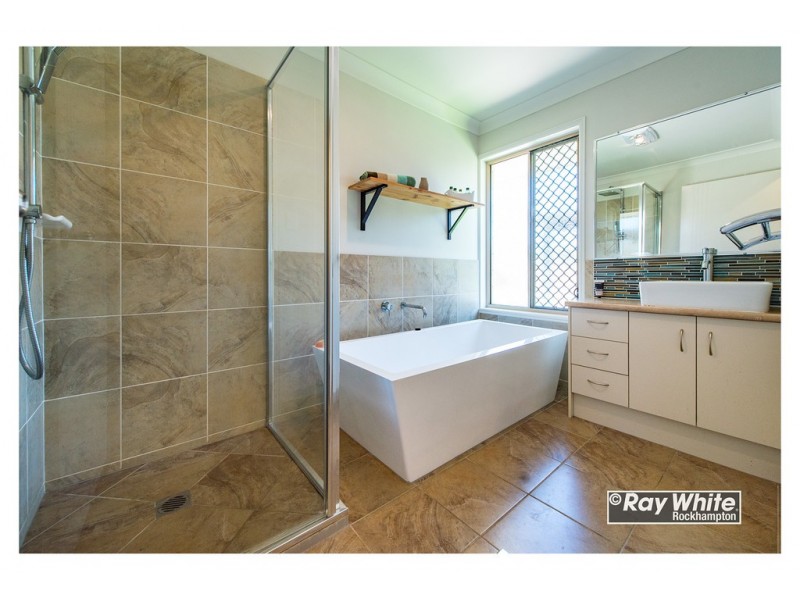 81 Neilsen Avenue, Glenlee QLD 4711