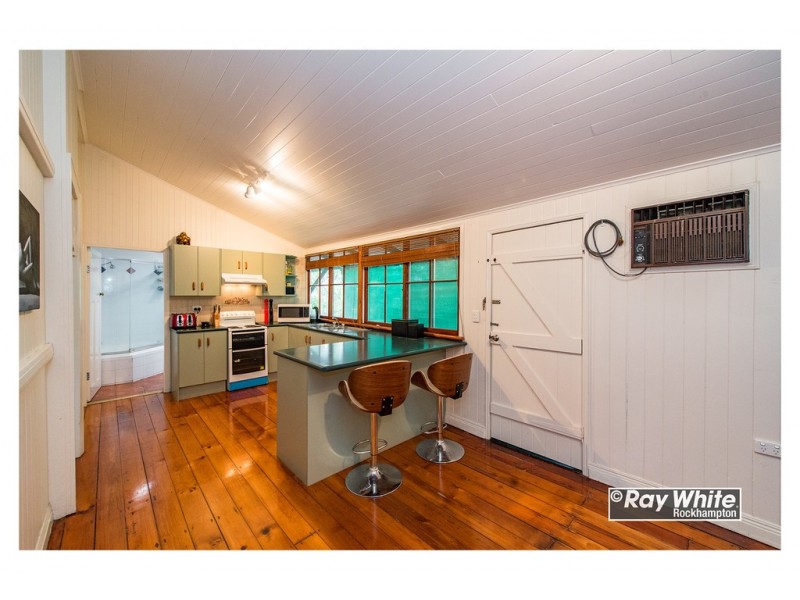 16A Main Street, Park Avenue QLD 4701