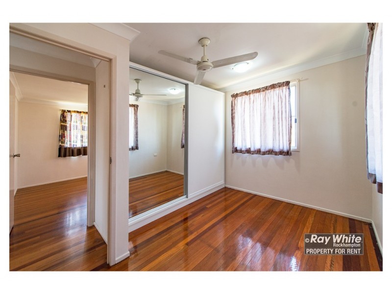 25 Scott Street, Kawana QLD 4701