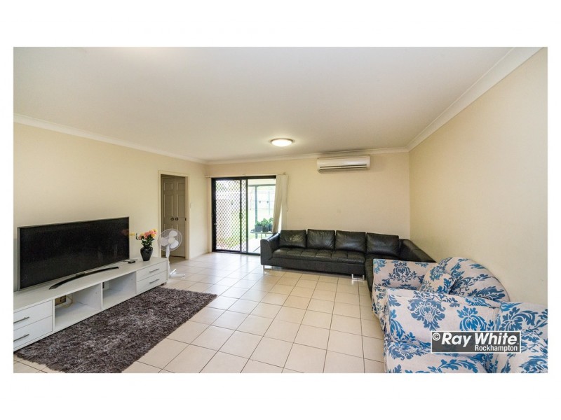 1/952 Yaamba Road, Parkhurst QLD 4702