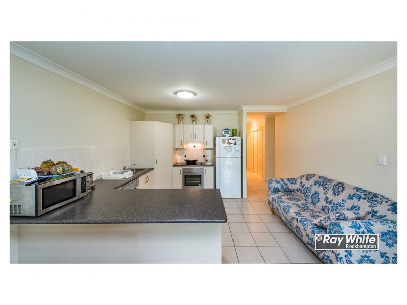 1/952 Yaamba Road, Parkhurst QLD 4702