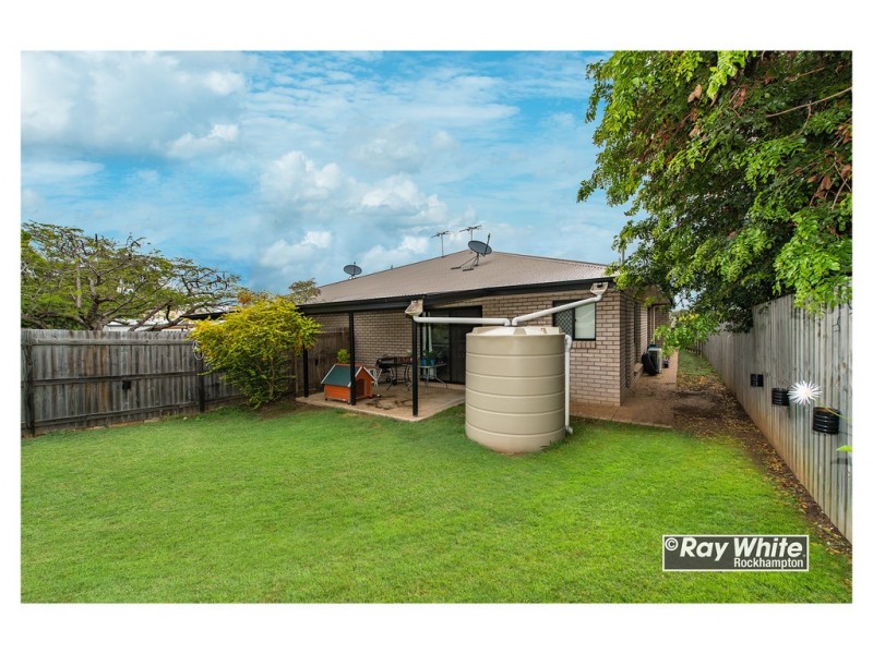 1/952 Yaamba Road, Parkhurst QLD 4702