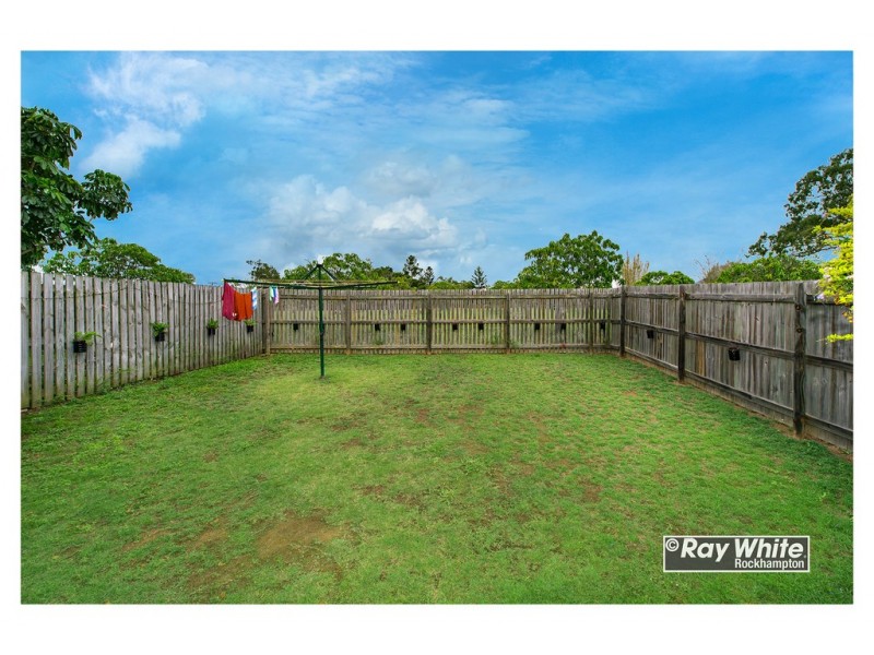 1/952 Yaamba Road, Parkhurst QLD 4702