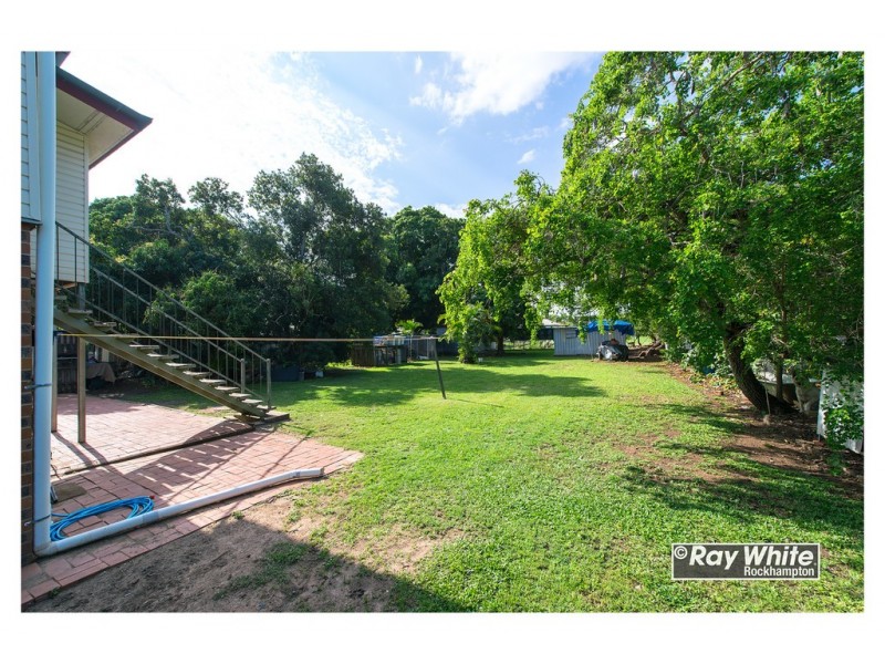 83 Thorn Street, Berserker QLD 4701