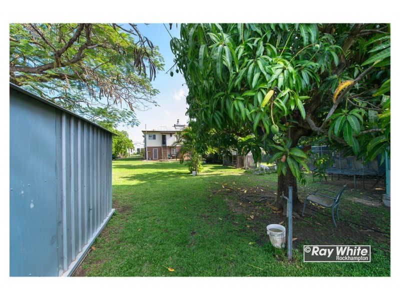 83 Thorn Street, Berserker QLD 4701
