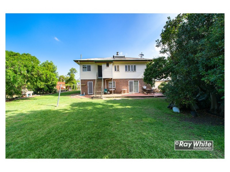 83 Thorn Street, Berserker QLD 4701