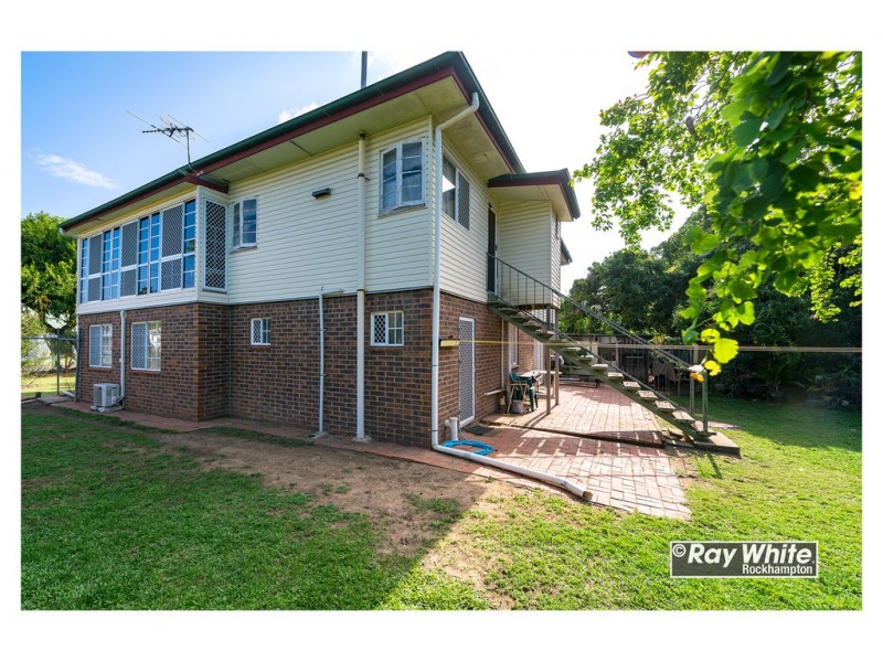 83 Thorn Street, Berserker QLD 4701