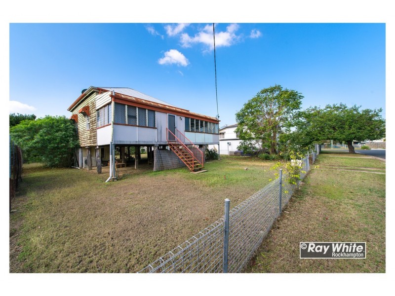 83 Thorn Street, Berserker QLD 4701