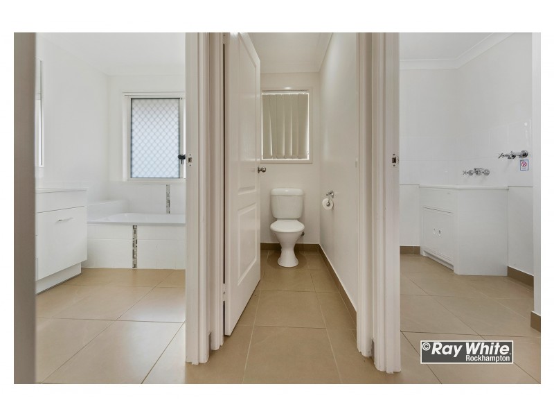 15 Tawarra Crescent, Gracemere QLD 4702