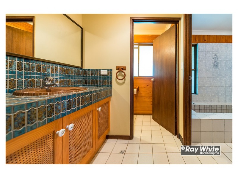 86 Bunya Road, Rockyview QLD 4701