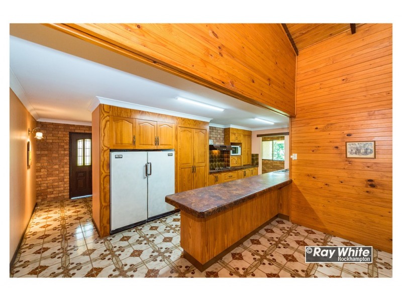 86 Bunya Road, Rockyview QLD 4701