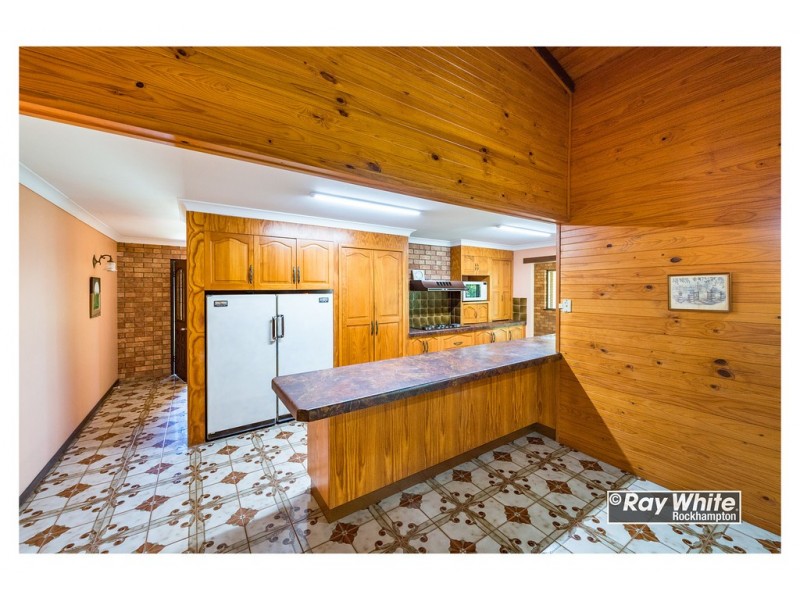 86 Bunya Road, Rockyview QLD 4701