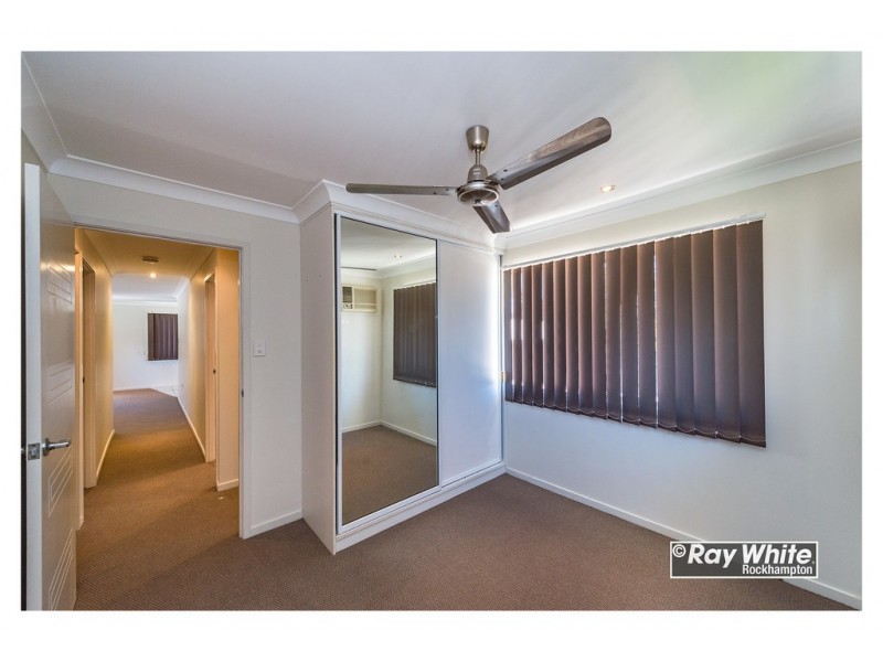 24 Roderkirchen Street, Kawana QLD 4701