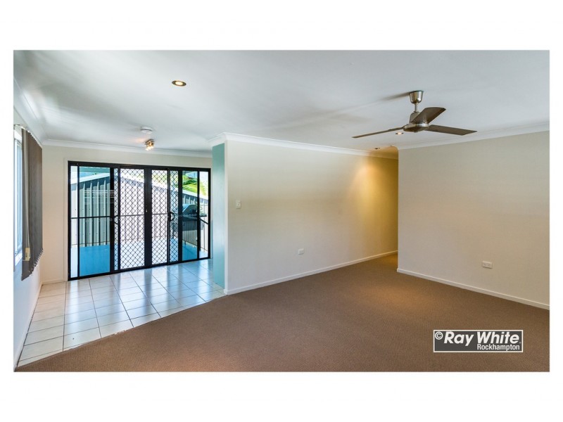 24 Roderkirchen Street, Kawana QLD 4701
