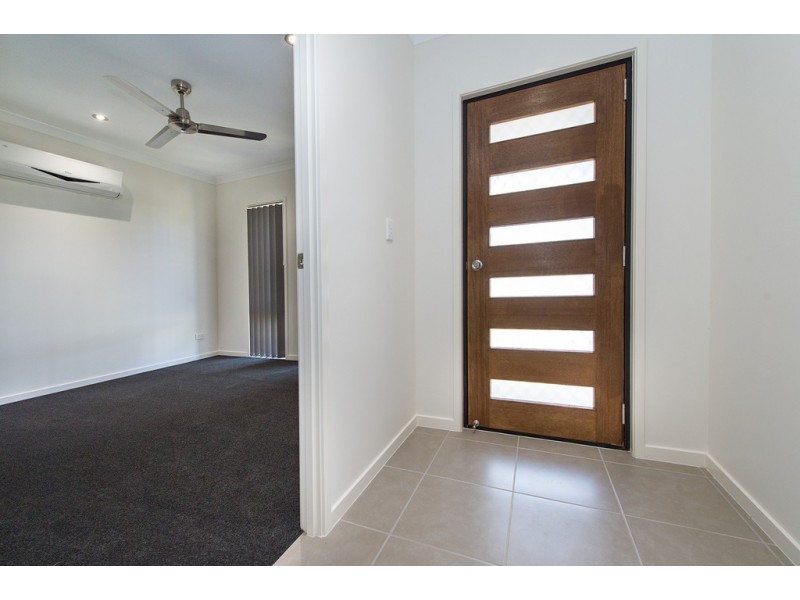 2/12-16 ELPHINSTONE STREET, Berserker QLD 4701