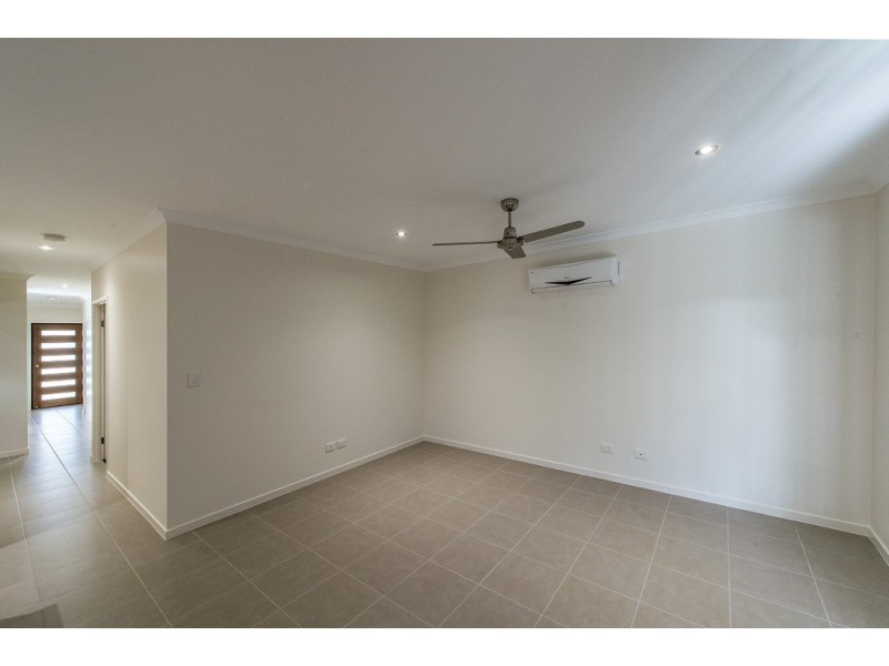 2/12-16 ELPHINSTONE STREET, Berserker QLD 4701